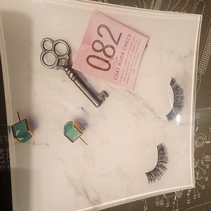 Kate Spade New York Lenox Snap Happy Eyelashes/Key Decorative Square Dish